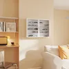 Wandmontierte SoBuy Vitrine FSB113-W im Wohnzimmer mit Sammlermodellen Náhled obrázku produktu