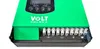 Close-up view of the connection terminals of a green electronic device. Produktbild-Vorschau
