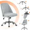 An image showing the assembly steps of a gray office chair, with the fully assembled chair on the left and numbered steps on the right. Podgląd zdjęcia produktu