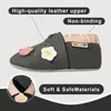 YALION Krabbelschuh Leder grau Blume Motiv Lauflernschuhe Produktbild-Vorschau 5