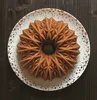 Nordic Ware - Backform Cut Crystal Bundt Podgląd zdjęcia produktu 6