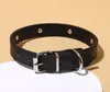 Süßes schwarzes Hundehalsband aus Leder mit Knochen Produktbild-Vorschau 5