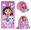 CERDÁ - Set toalla + saco + gorra La Casa de Muñecas de Vista previa de la imagen del producto 6