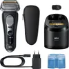 A collection of Braun electric shaver accessories laid out on a white background. Náhľad obrázku produktu