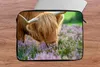 MuchoWow® Laptop Hülle 14 ZollSchottische Highlander - Gras Produktbild-Vorschau 5