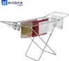 A silver drying rack with laundry hanging on it, set against a white background. Anteprima dell’immagine prodotto