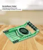 A green vegetable slicer with a black handle rests on a wooden table. Text overlays describe its features. Anteprima dell’immagine prodotto