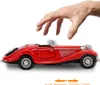 Vintage kinderspeelgoed: realistisch modelauto met geluid Productafbeelding-voorbeeld 3