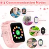 Collage of images showing a pink smartwatch and various communication modes with children. Voir les images du produit