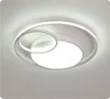 A modern LED ceiling light with a circular design. Náhled obrázku produktu