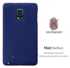 A blue phone case is shown next to marketing text and icons. Náhled obrázku produktu
