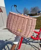 Weidenfahrradkorb, schmutziges Rosa, mit Riemen, Dumpy, Produktbild-Vorschau 6