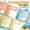 Aufgeschlagene Doppelseite mit handgemalten Baufahrzeugen und Platz für Steckbriefe Produktbild-Vorschau