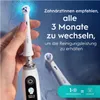 A hand holding an electric toothbrush head, with text and graphics about changing brush heads. Anteprima dell’immagine prodotto