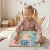 Mamabrum Montessori Busy Board Haus mit Schlössern – Produktbild-Vorschau 5