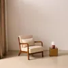 Poltrona scandinava in tessuto beige e legno di hevea , Anteprima dell’immagine prodotto 3