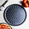 Tescoma Forma na pizzu perforovaná DELÍCIA ø 32 cm Náhled obrázku produktu 3