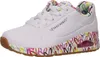A single white sneaker with colorful heart-shaped graffiti on the sole and inner lining. Náhled obrázku produktu