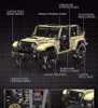 A detailed marketing image of a toy off-road vehicle with callouts highlighting its features. Voir les images du produit