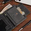 Portafoglio da uomo classico, grande, verticale, in pelle Anteprima dell’immagine prodotto 5