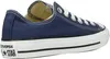 A side view of a single navy blue Converse Chuck Taylor All Star low-top sneaker against a white background. Produktbild-Vorschau