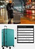 A person standing with a large suitcase in a city street at night, with a close-up of a teal suitcase and a list of features. Produktbild-Vorschau