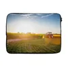 MuchoWow® Laptop Hülle 13 Zoll Traktor - Gras - Produktbild-Vorschau 1