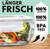 A glass food container filled with vegetables and chicken, with marketing text overlayed. Voir les images du produit