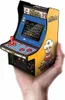 A hand holding a miniature arcade game. Náhled obrázku produktu