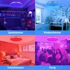 A collage of four images showing a ceiling light in different room settings and a party scene, with German text labels. Anteprima dell’immagine prodotto