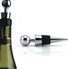 A wine bottle stopper is shown next to a wine bottle. Produktbild-Vorschau