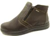 A single brown leather boot with a zipper on a white background. Anteprima dell’immagine prodotto
