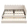 A white upholstered daybed with a pull-out trundle bed is shown from a slightly elevated front-facing angle against a white background. Náhled obrázku produktu