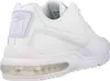A close-up rear view of a white Nike Air Max sneaker. Produktbild-Vorschau