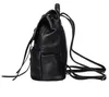 Lederrucksack Schwarz mit 3 Riemen – Eleganter City- & Produktbild-Vorschau 6