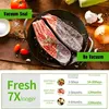 A comparison image showing two steaks, one vacuum-sealed and one not, with text overlays and a comparison chart below. Produktbild-Vorschau