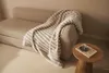 Duux DXOB02 Yentl Cuddle vyhrievaná deka Stripped Rabbit Náhľad obrázku produktu 8