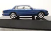 Jaguar XJ8 (X308) 1998 Modrá IXO 1:43 Voir les images du produit 10