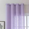 A close-up view of a light purple sheer curtain hanging from a white curtain rod. Produktbild-Vorschau