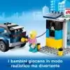 A LEGO City gas station scene with a car and a minifigure. Anteprima dell’immagine prodotto