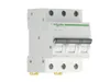 A white background with a three-pole circuit breaker. Anteprima dell’immagine prodotto