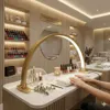 Kosmetická LED lampa ARCH Moon bezstínová stolní zlatá Náhled obrázku produktu 11
