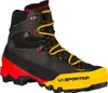 Schwarze Bergschuhe "Aequilibrium LT GTX" von La Sportiva mit gelben und roten Akzenten und griffiger Sohle. Produktbild-Vorschau