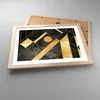Gerahmtes Poster - Rahmen in heller Eiche - Golden Schwarz Produktbild-Vorschau 3