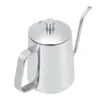 A studio shot of a silver gooseneck kettle on a white background. Anteprima dell’immagine prodotto