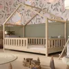 Crazy Pine Lit de maison 90x200 cm - Lit d'enfant en bois Voir les images du produit 1