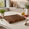 Tabla de cortar WELLHAUS de madera de acacia, 43x33x3 cm, Vista previa de la imagen del producto 4