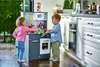Hape Holz-Spielküche mit Zubehör - realistisches Produktbild-Vorschau 5