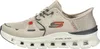 Side view of a beige athletic shoe. Voir les images du produit