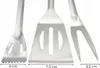 Three stainless steel barbecue utensils are shown side-by-side against a white background, with measurement indicators. Anteprima dell’immagine prodotto